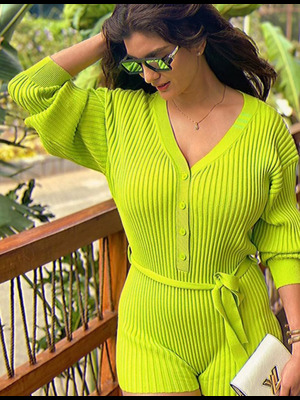 Connaught Place Call Girl service